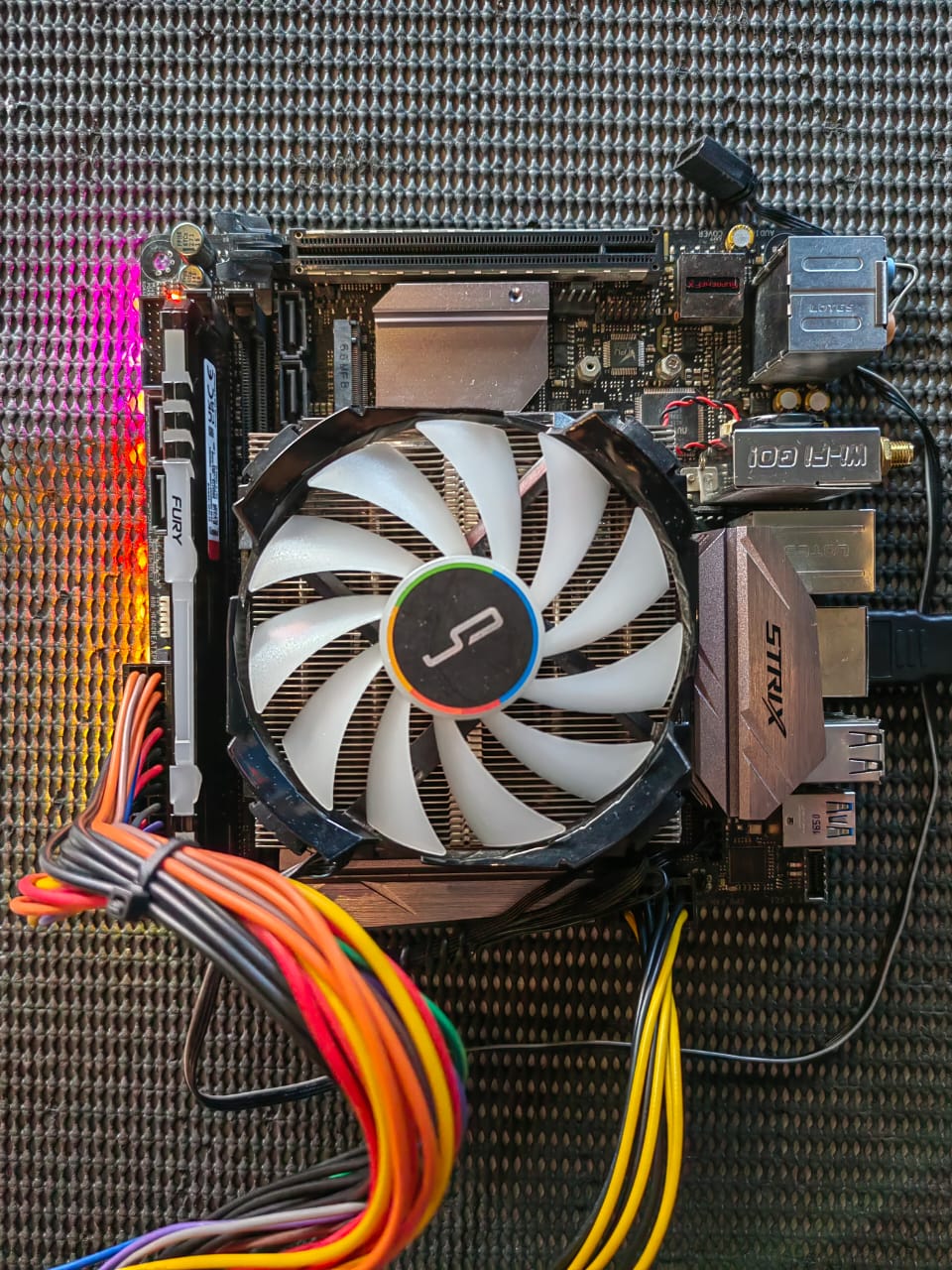 ROG STRIX Z270-I Has Led but no function