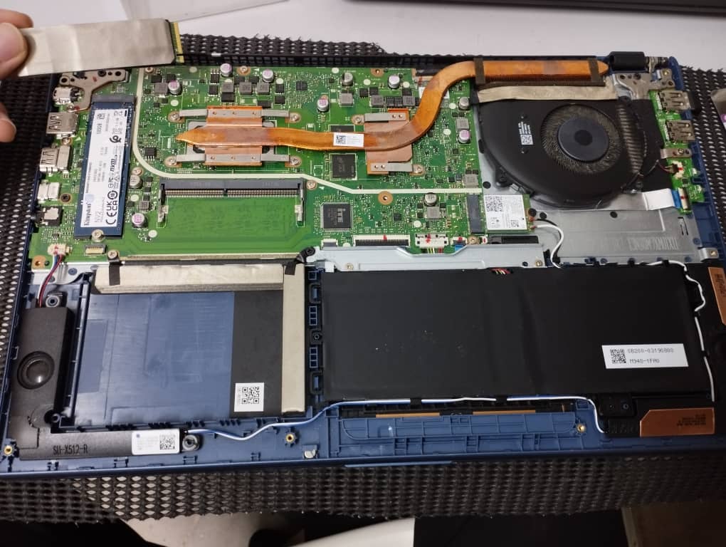 ASUS Vivobook V512F Replace SSD