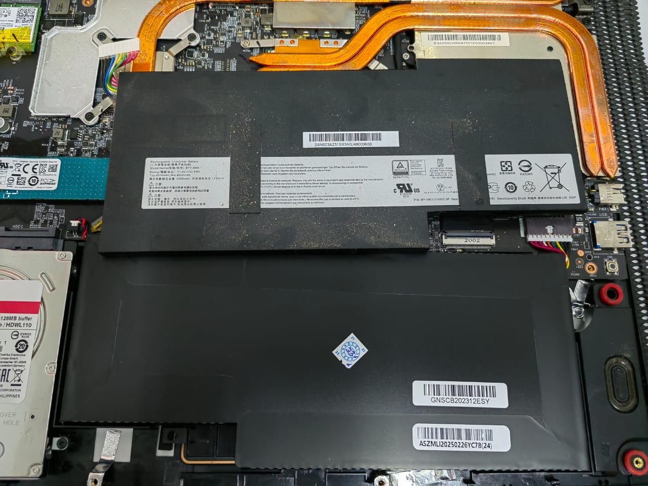 MSI MS-16R4 Battery Replacement