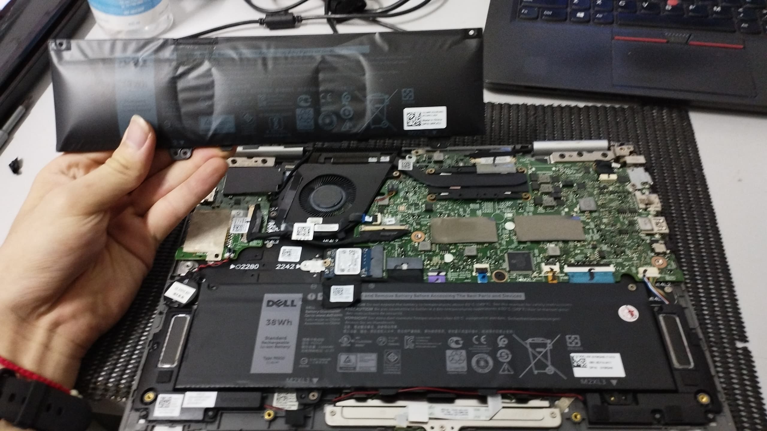 Dell Battery Swellon