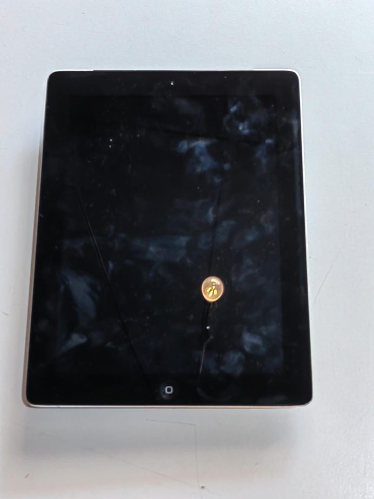 iPad (3rd generation) No Power