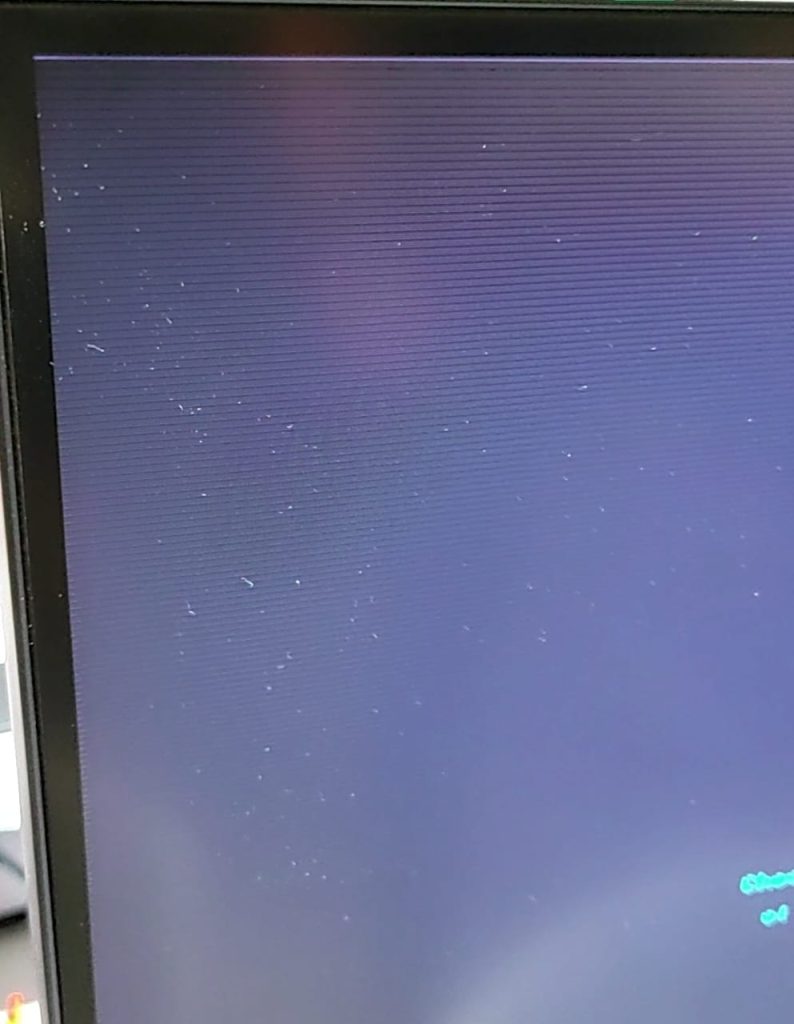 SAMSUNG 27" Curved Gaming Monitor Horizontal lines on screen