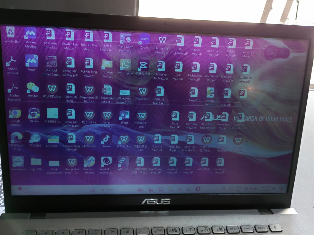 Asus Laptop screen flickering