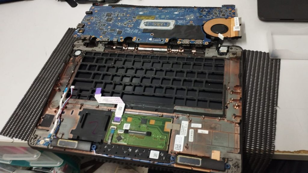 Dell Latitude E7470 Replace Keyboard