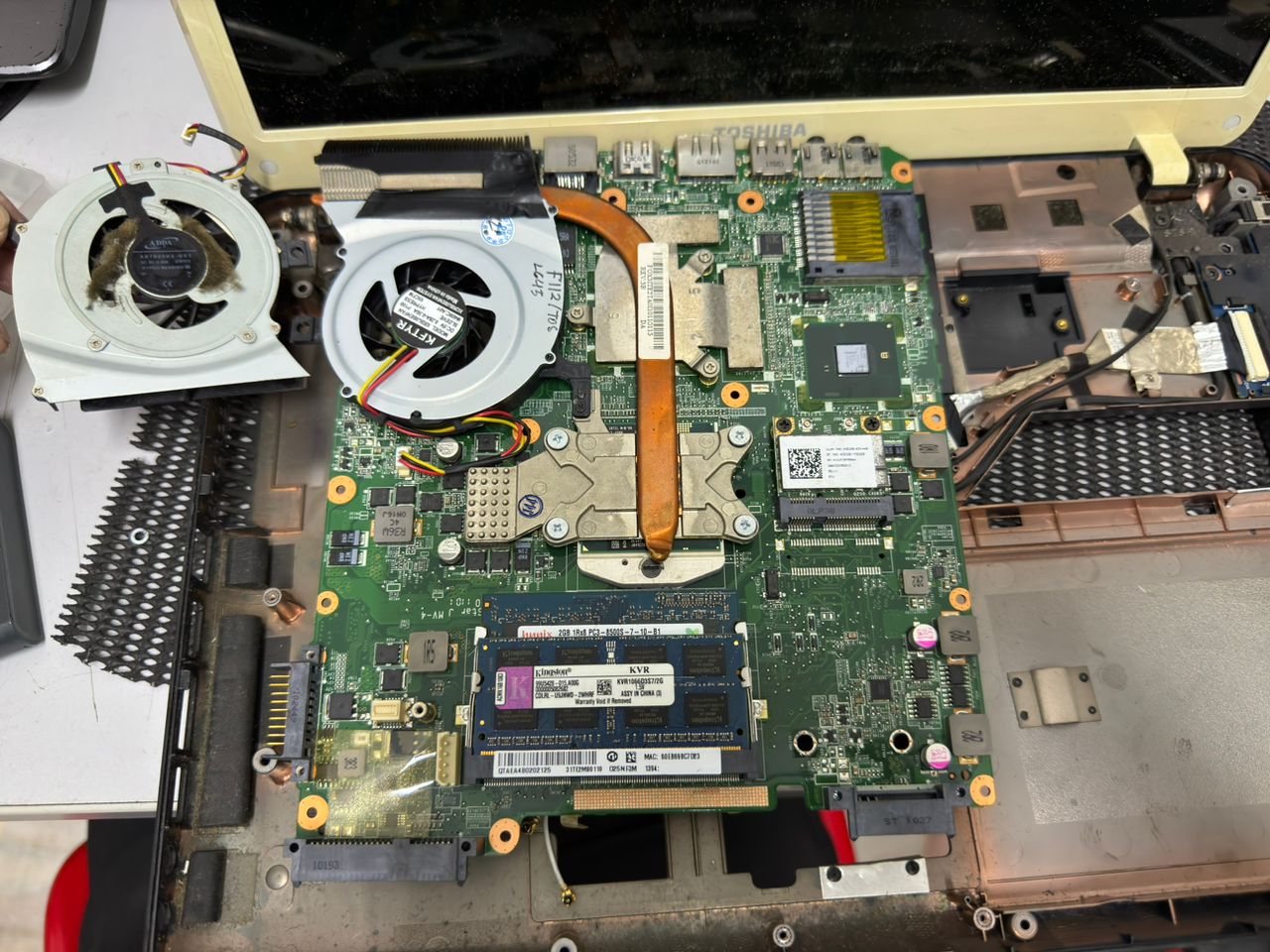 Toshiba Satellite L645 Fan Replacement