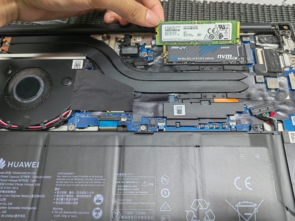 Huawei Matebook D14 replace disk
