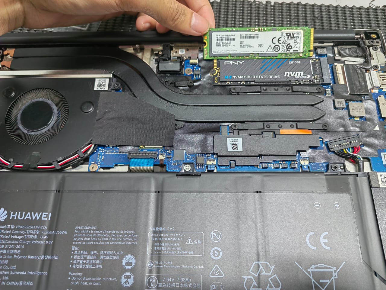 Huawei Matebook D14 replace disk