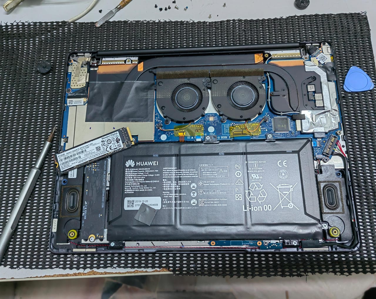 HUAWEI MATEBOOK 13 SSD REPLACEMENT