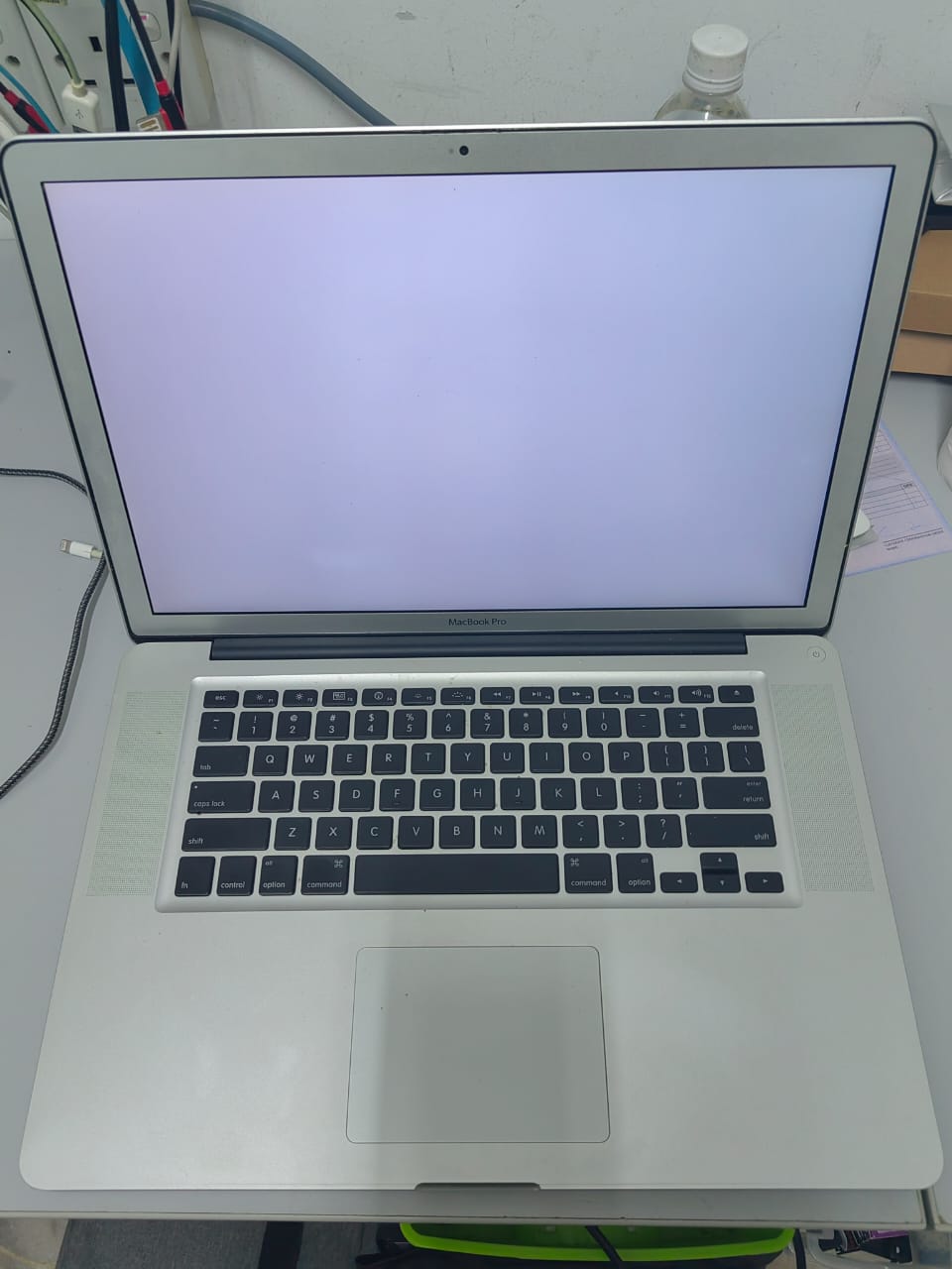 MACBOOK PRO WHITE SCREEN ISSUES
