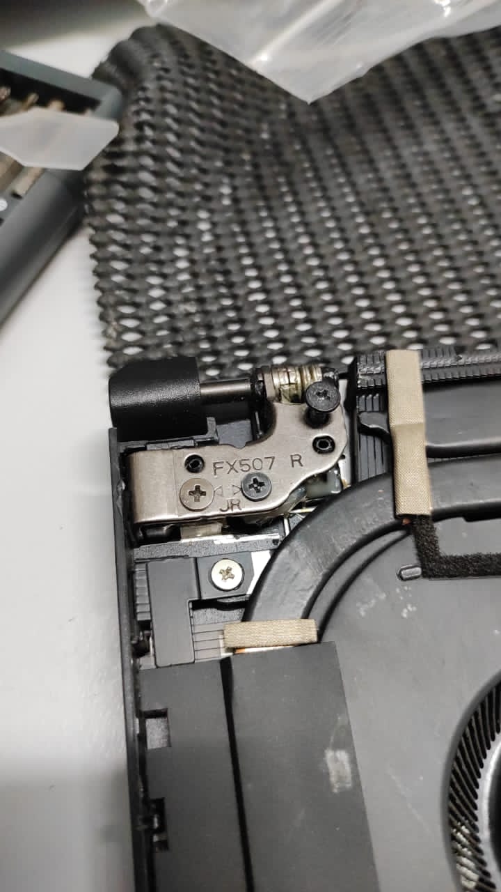 LAPTOP HINGE ISSUE