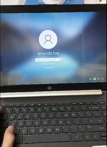 HP LAPTOP KEYBOARD AUTO PRESSING