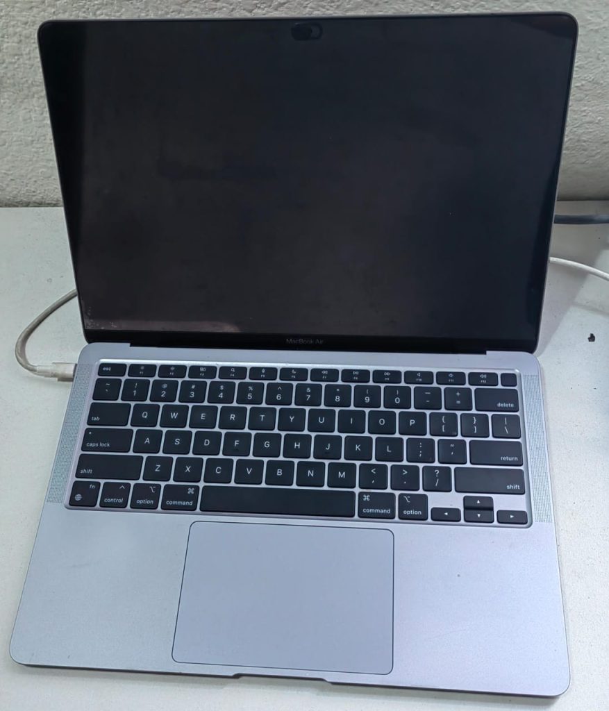 MACBOOK AIR HAS NO POWER/MOTHERBOARD REPAIR