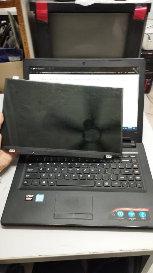 CHANGE LENOVO LAPTOP SCREEN
