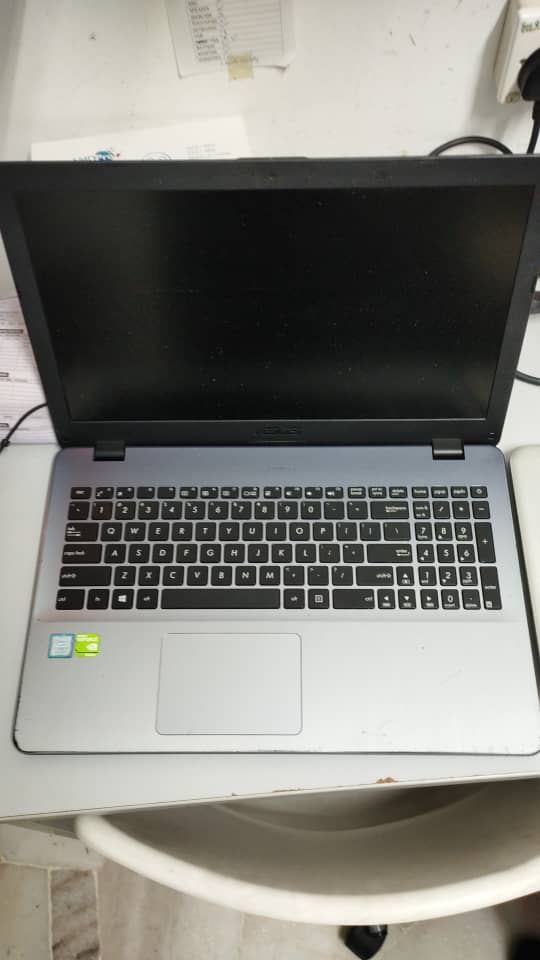 ASUS LAPTOP HAS NO POWER