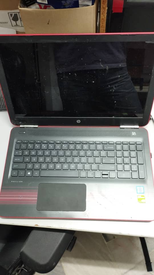 HP LAPTOP CANNOT POWER ON