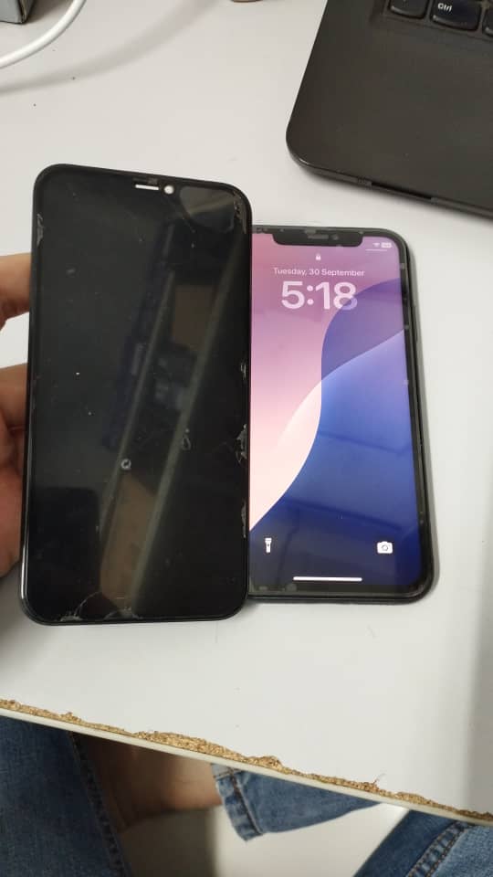 IPHONE 11 SCREEN REPLACEMENT