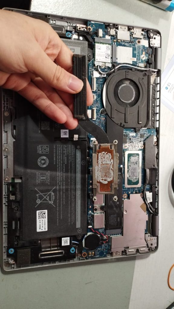 DELL LAPTOP CLEANING