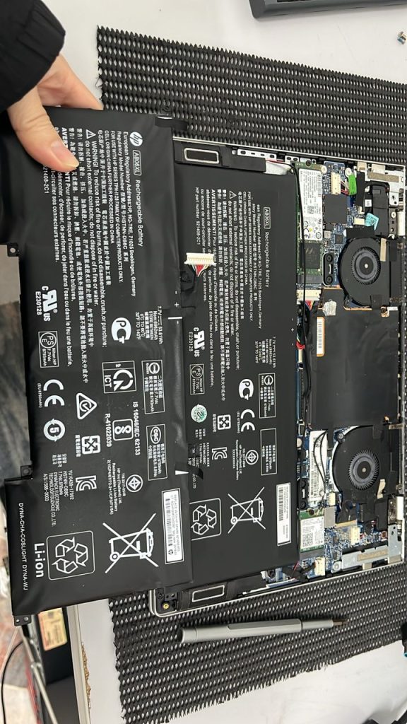 HP LAPTOP BATTERY REPLACEMENT