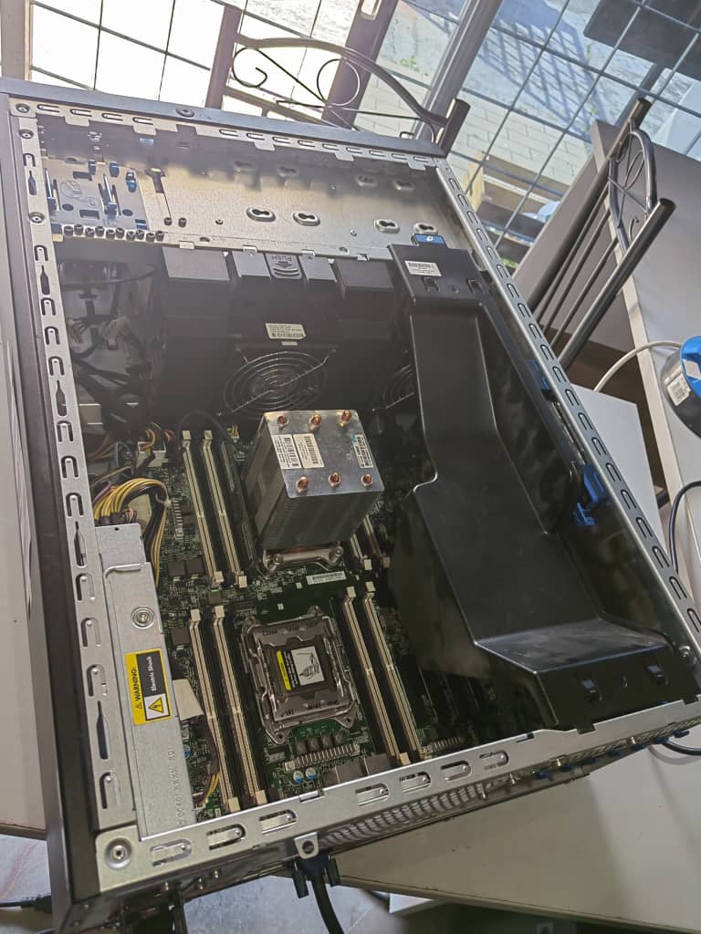 HP Proliant Server Desktop No Power
