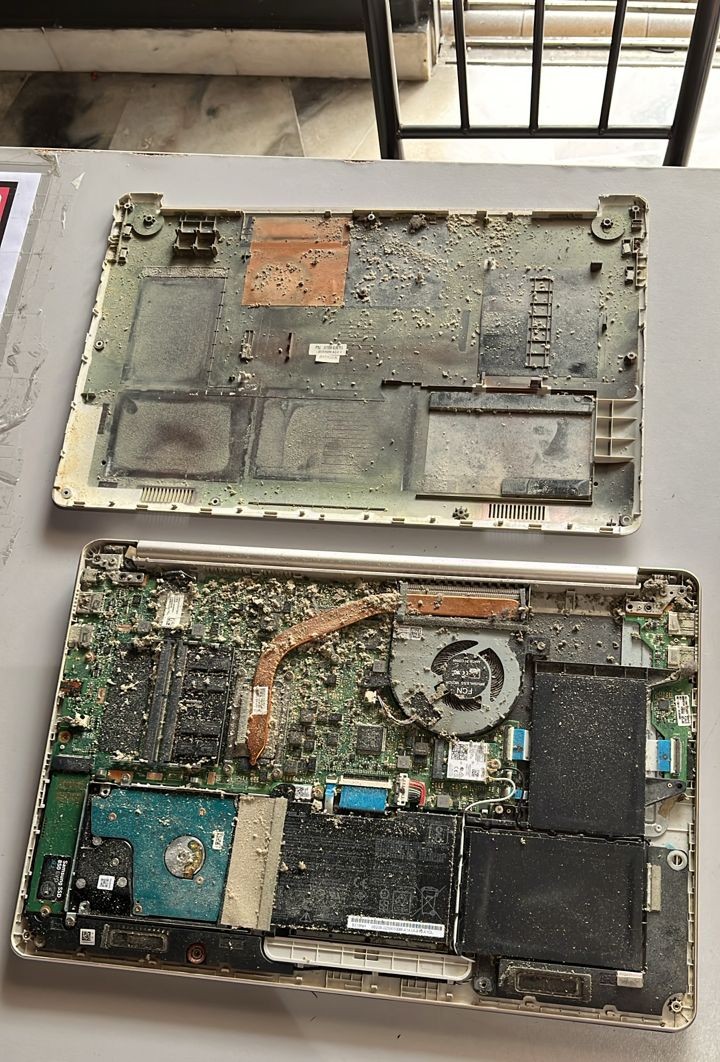 Laptop Dust Cleaning Service