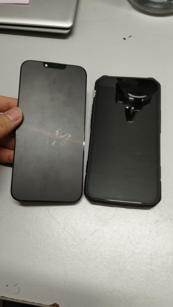 iPhone 13 Pro Max Screen Replacement